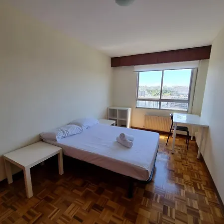 Vibescoruna- Porto E9 Apartman